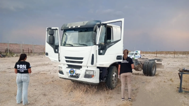 Recuperan en Cervantes los dos vehículos robados en una arenera de Allen