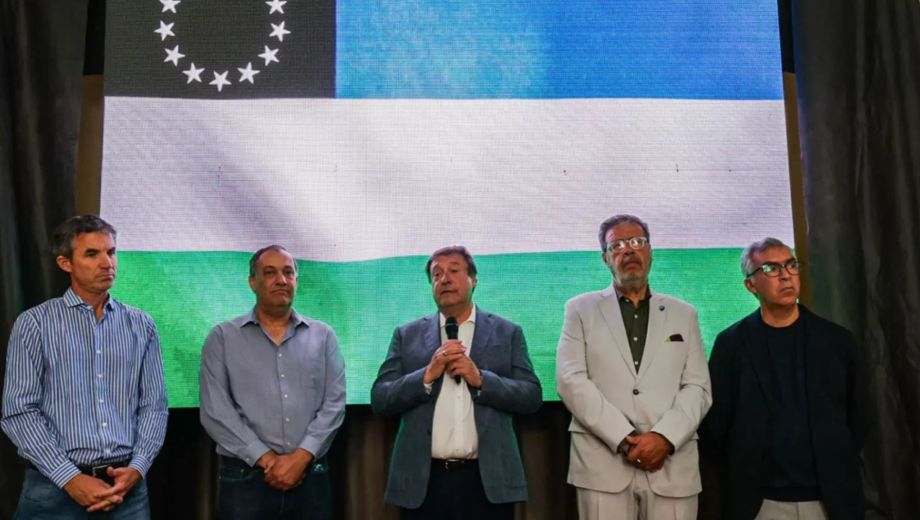 Río Negro impulsa inversiones millonarias para planes directores y obras de agua potable y cloacas. Foto: gobierno de Río Negro. 