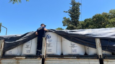 Salió de Río Negro con 27 toneladas de un químico para elaborar drogas y fue incautado en Córdoba