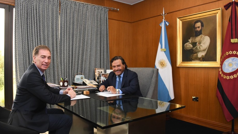 Diego Santilli junto al gobernador de Salta, Gustavo Sáenz. Foto: gentileza.