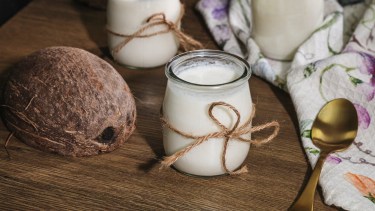 ¡Yogurt vegano casero!: una receta fácil, rápida y saludable para hacer en casa