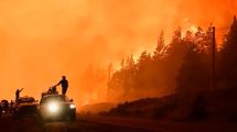 Imagen de Una caravana solidaria de rodanteras y motoqueros rumbo al corazón de la Patagonia en llamas