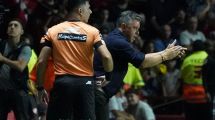 Imagen de River, su crisis y el cruce de Gallardo con Merlos en el vestuario: «Pésimo árbitro y mala persona»