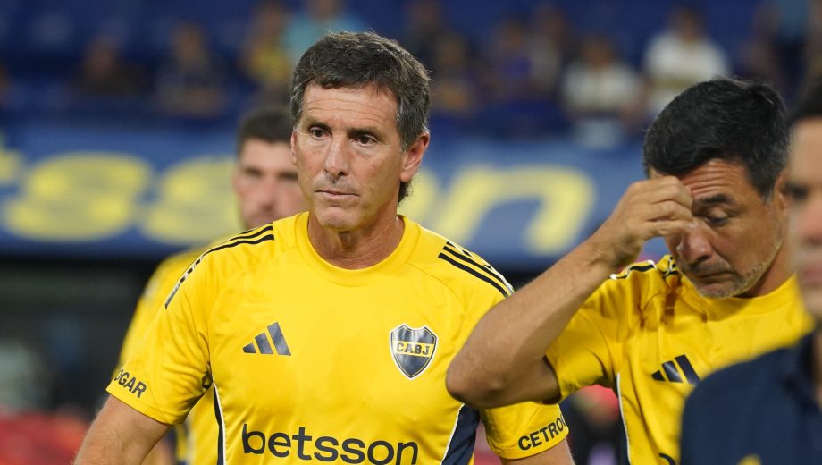 Claudio Úbeda no encuentra respuestas y los hinchas reprueban a su equipo con silbidos.