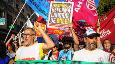 Reforma laboral: así marcharon en Roca, Viedma y Bariloche 