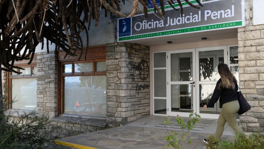 Poder Judicial de Bariloche. Foto: Alfredo Leiva.