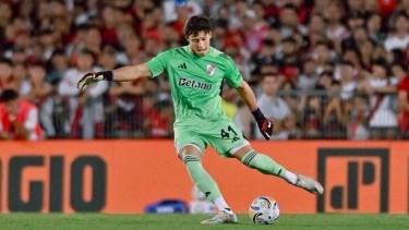 Gallardo decidió mantener a Santiago Beltrán en el arco de River: cuándo podría volver Franco Armani
