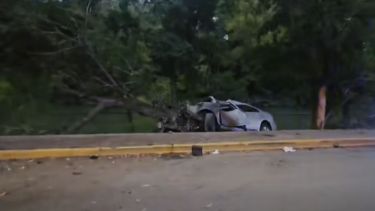 Murió un joven de 16 años tras perder el control del auto y chocar en la costanera de Patagones