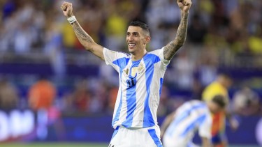 Selección Argentina: «Di María va a estar en el próximo Mundial, lo van a convencer»