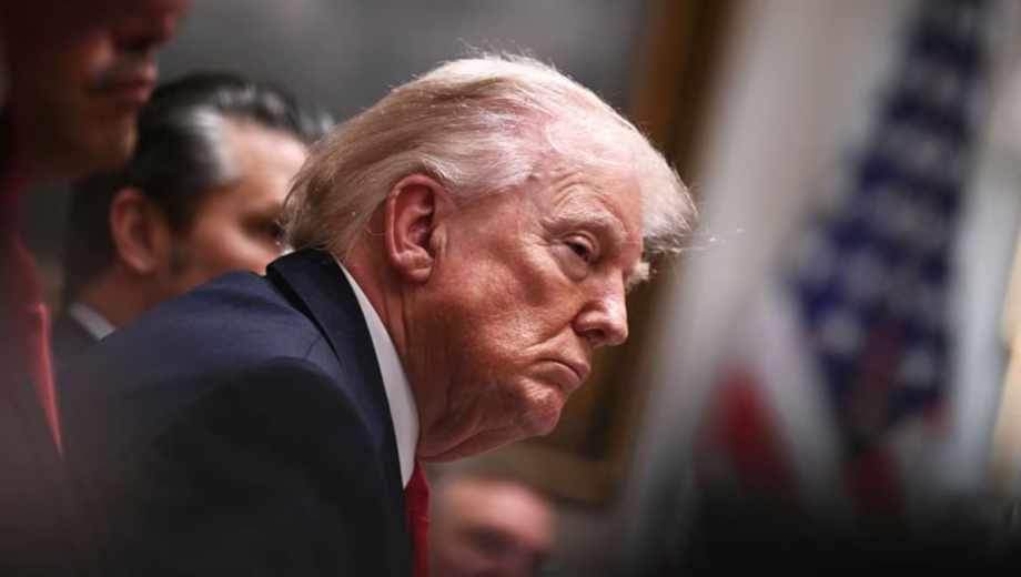 Donald Trump y un revés de la Corte Suprema de Estados Unidos, sobre los aranceles.-