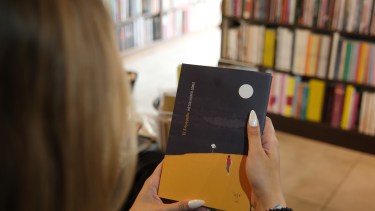 Cuidado con lo que deseas: el monstruo, el pueblo y el precio de pedirle a «El enyagado»