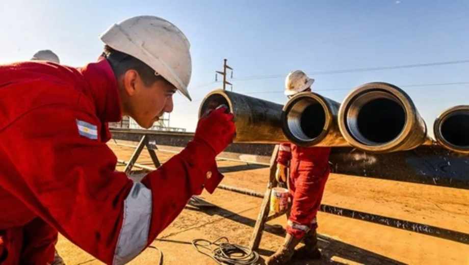 Vaca Muerta: FECENE respalda el RIGI en Neuquén.-