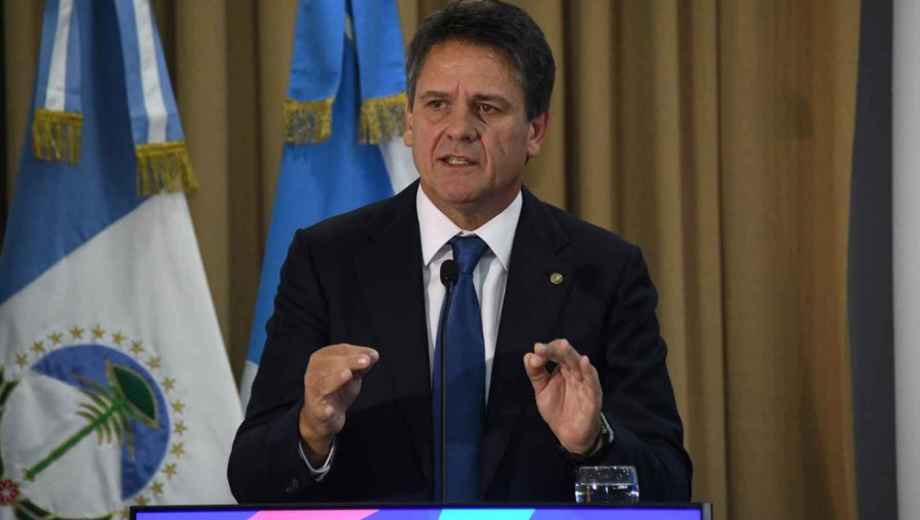 Mariano Gaido anunció reducción de licencia comercial y eliminación de tasas en la apertura de sesiones. Foto: gentileza.