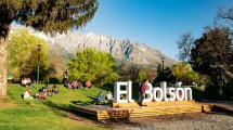 Imagen de Planeaban un viaje de estudio a la Patagonia y una preceptora frustró sus planes: denuncian que se robó 45.000 dólares recaudados