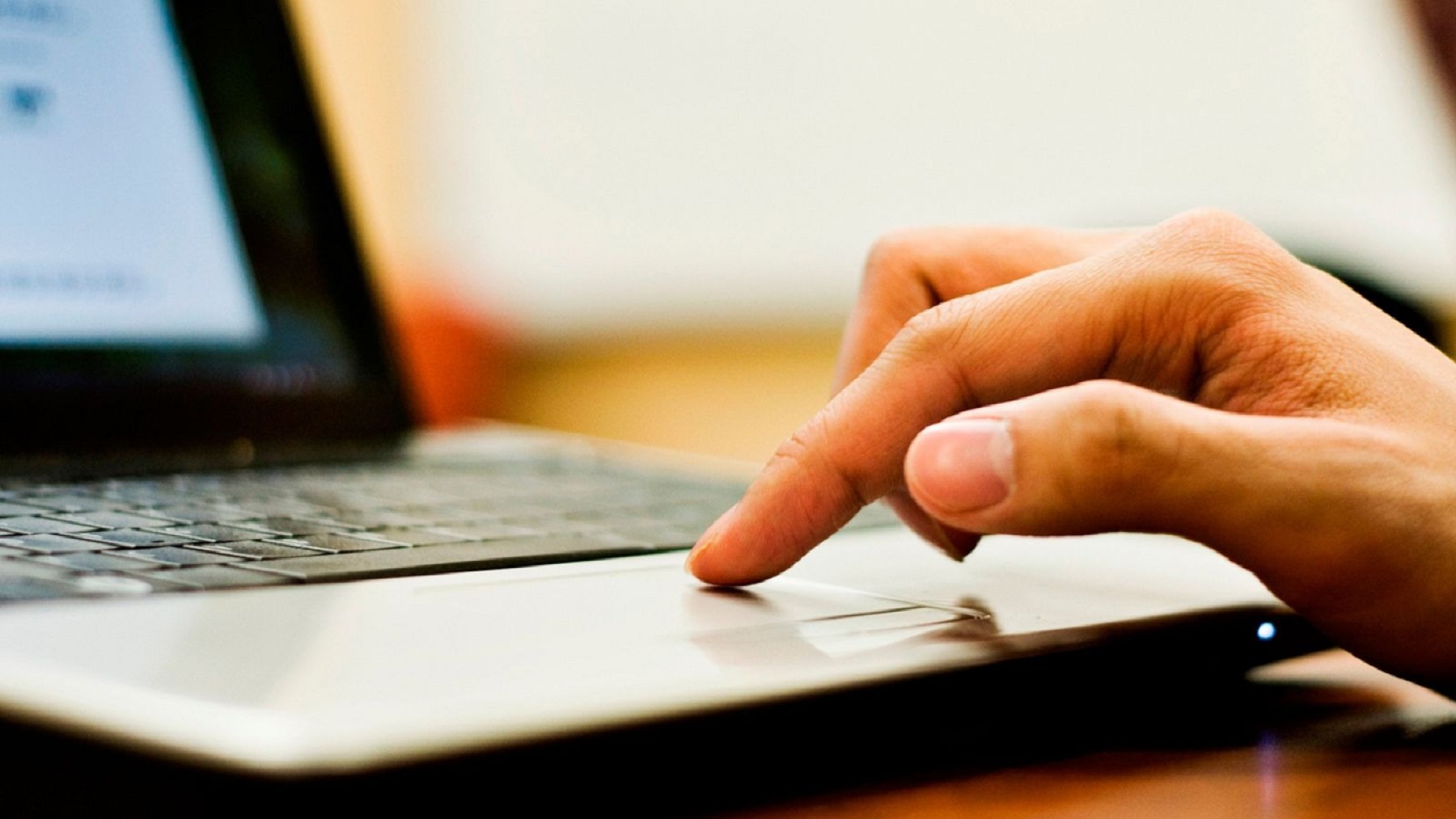 El desafío de navegar seguros en internet: la educación digital es la primera línea de defensa