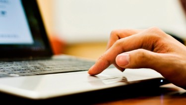 El desafío de navegar seguros en internet: la educación digital es la primera línea de defensa