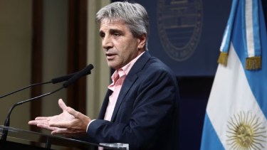 Diputados denunciaron penalmente a Caputo por la manipulación de los números del INDEC 