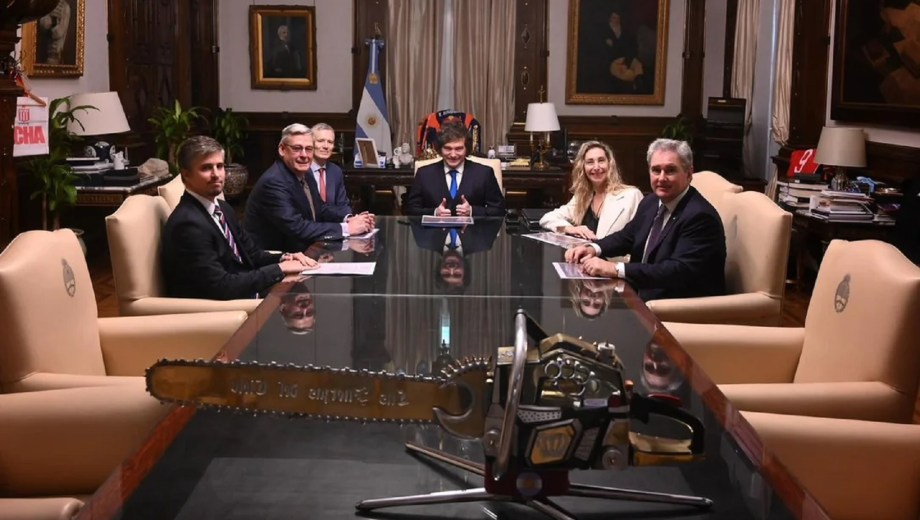 Milei recibió a empresarios de la industria del cobre.