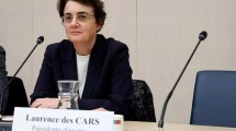 Imagen de Emmanuel Macron aceptó la renuncia de la directora del Museo Louvre tras el escándalo por las joyas