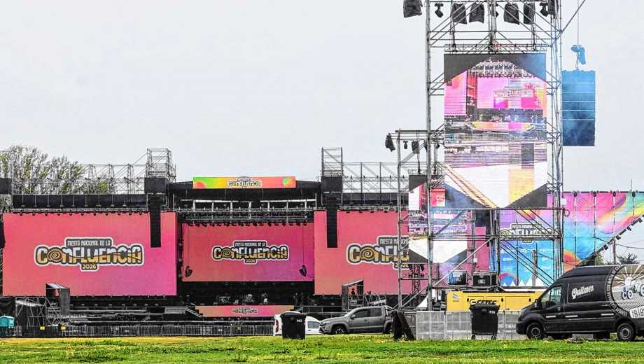 El predio se prepara para la Fiesta de la Confluencia. Foto: Cecilia Maletti. 