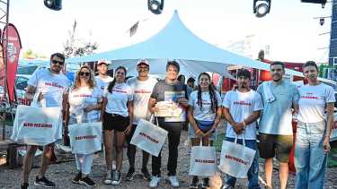 Mariano Gaido visitó el stand de Diario RÍO NEGRO y resaltó el derrame económico de la Fiesta de la Confluencia 2026: «Es un festival familiar»