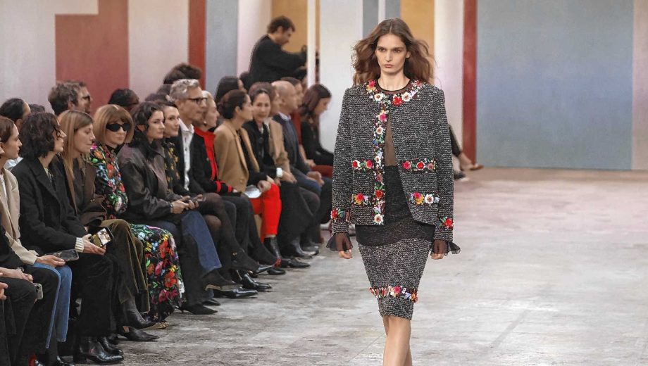 A model walks the runway during the Carolina Herrera Fall/Winter 2026 fashion show in New York, on February 12, 2026. (Photo by Heather KHALIFA / AFP)