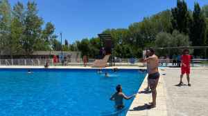 Últimos días para disfrutar de la pileta municipal de Cipolletti y el balneario de Isla Jordán: cuándo cierra la temporada