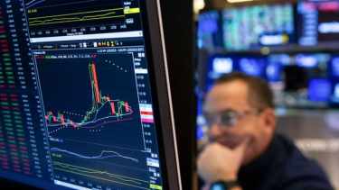 Mercados en alerta: el Riesgo País escala en plena pulseada por la Reforma Laboral en el Senado