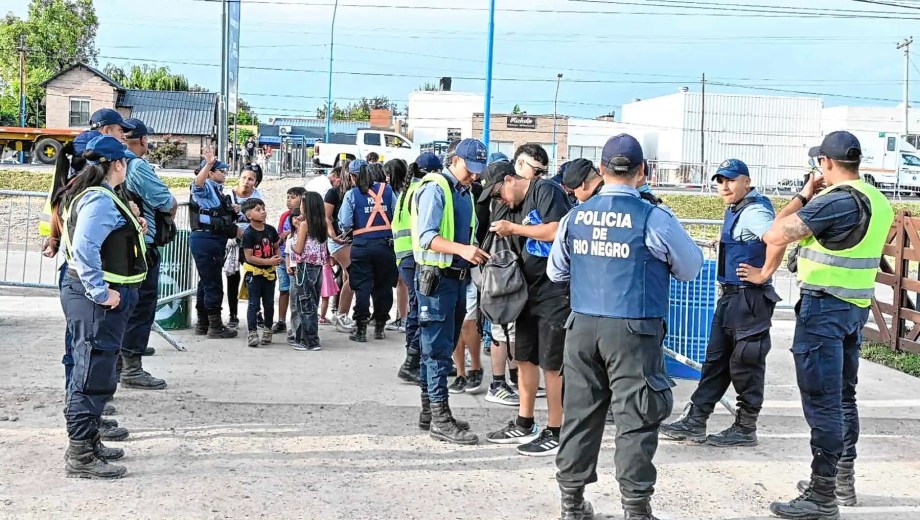 Balance positivo del operativo de Seguridad en la Fiesta de la Manzana 2026. Foto Juan Thomes.