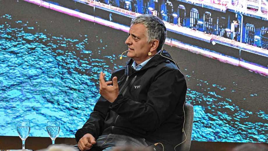 Marín explicó el impacto laboral y económico que tendrán los proyectos energéticos en Río Negro. Foto: Juan Thomes