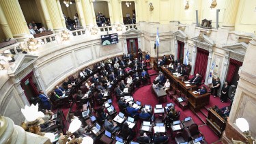 El oficialismo reactiva el Congreso con una doble misión: recuperar la agenda y blindar a Manuel Adorni