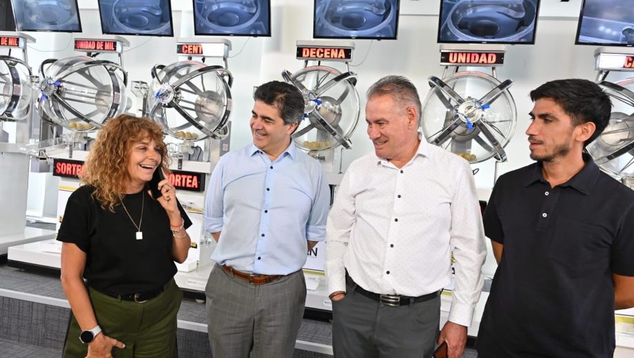 El sorteo se realizó en la sede del IJAN de Neuquén. (Foto: gentileza)