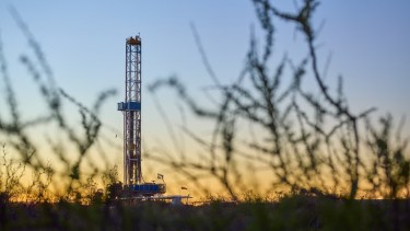 Vista disparó su producción 59% en 2025, redujo costos y superó los USD 2.400 millones en ingresos