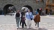 Imagen de Bariloche vuelve a recibir al turismo chileno en febrero, pero ya no son paseos de compras