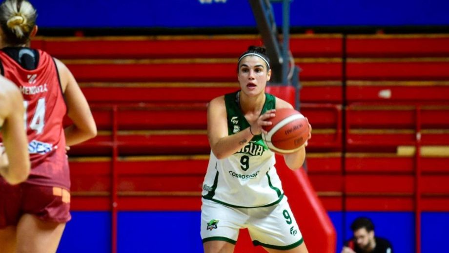 Magistral. Así fue el cierre de Agustina Jourdheuil, determinante en la victoria de Biguá en el Ruca Che. (Matías Subat)