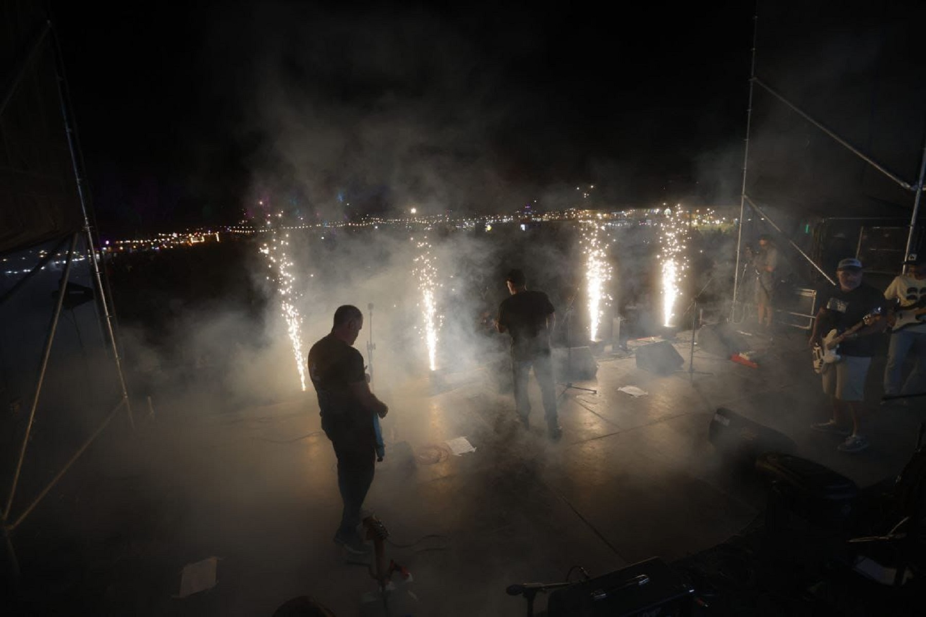 Bersuit Vergarabat cierra la Fiesta del Mar y el Acampante: horario y grilla completa del domingo