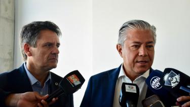 Rolando Figueroa se reunirá el viernes con el gobernador de Mendoza, en Neuquén