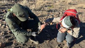 Avanza el relevamiento arqueológico en una zona clave y poco explorada en Neuquén