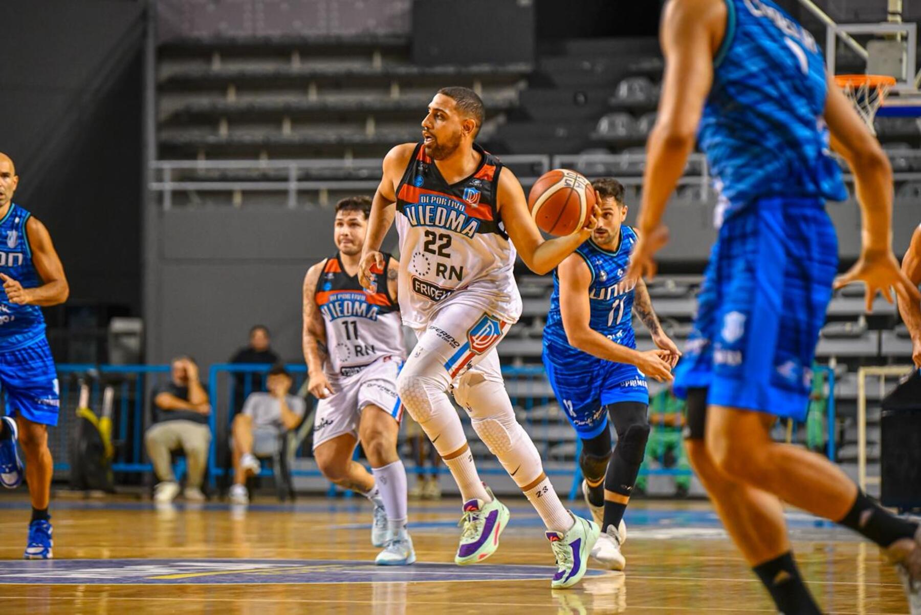 Deportivo Viedma no pudo mantener el ritmo y cortó su racha de triunfos ante Unión de Mar del Plata