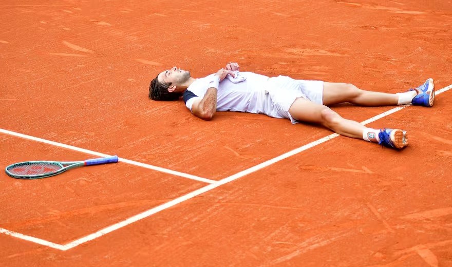 La semifinal comenzó el sábado a las 17 y terminó este domingo cerca de las 15:30.