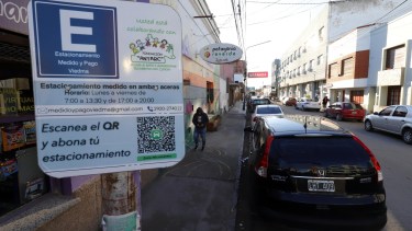 Estacionamiento medido en Viedma: desde cuándo lo manejará el Municipio y qué pasa con los pagos
