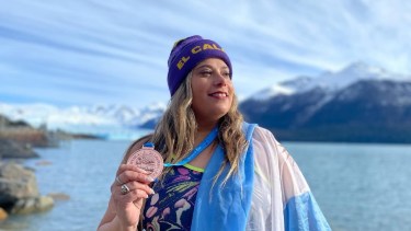 A 0 grados y sin neopreno: Carla llevará a Viedma y Patagones al Mundial de Natación de Invierno en Finlandia