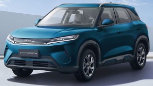 Boom de autos eléctricos: las ventas saltaron un 620% en enero y una marca china arrasó con el mercado