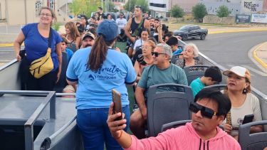 Movilidad sustentable: Neuquén incorpora colectivos eléctricos para recorridos turísticos