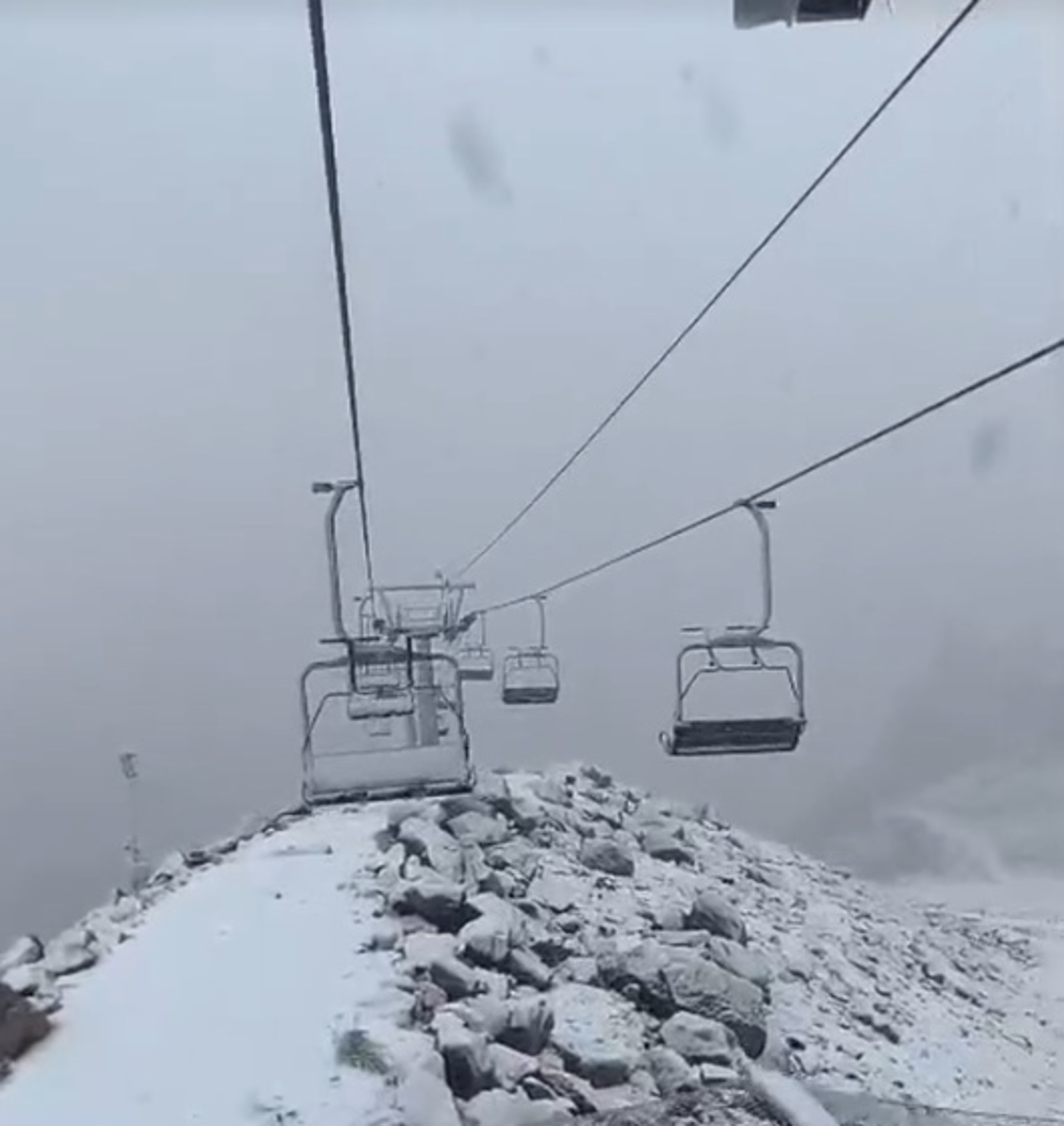 Nevada sorpresiva en Bariloche y El Bolsón: el verano se tiñe de blanco en febrero 2026