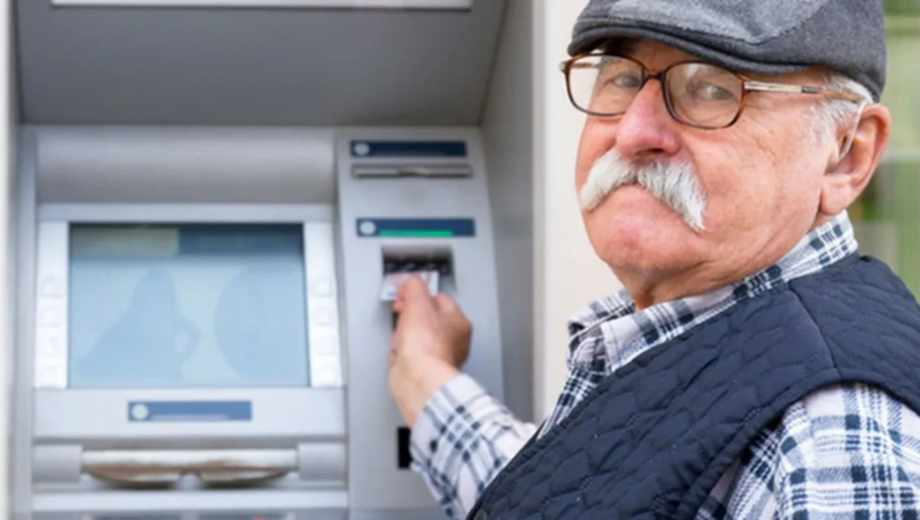 BNA Créditos: jubilados y pensionados.-