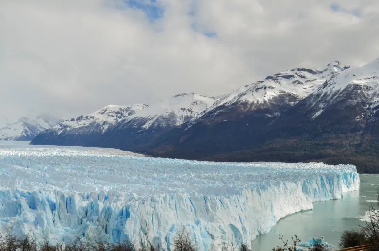 La reforma de la Ley de Glaciares, busca delimitar la protección de la norma actual a aquellos glaciares y preglaciares que constituyan "recursos hídricos estratégicos". Foto: archivo.