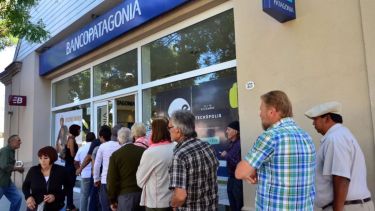 Paro bancario en Neuquén este miércoles 11 contra la reforma laboral: a qué hora cerrarán los bancos