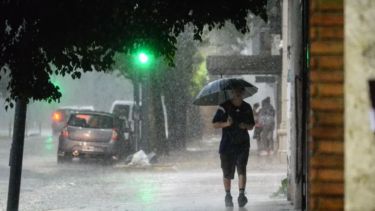 Alerta por tormentas en Neuquén y Río Negro para este lunes 16 de febrero: horarios y zonas afectadas