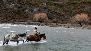 Se demora la histórica obra de la pasarela en Cuyín Manzano por una traba burocrática de Nación